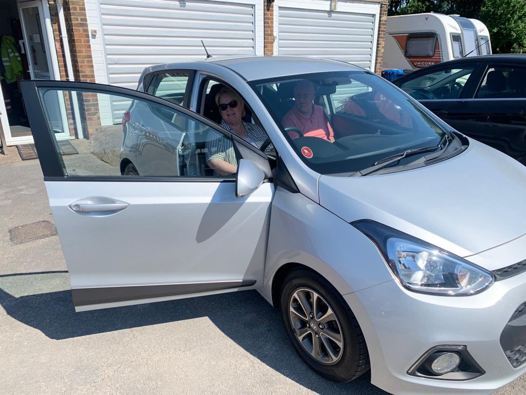 @smallcarshop tweet media