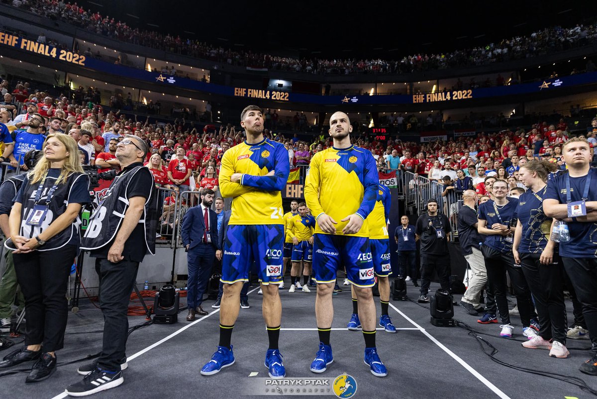 pluszack's tweet image. Zobaczcie, ile jeszcze nie zobaczyliście w finale @ehfcl! Na kielcehandball.pl właśnie wjechała obszerna galeria fantastycznych zdjęć @PatryckPtak! 👇
kielcehandball.pl/pl/12960/Zobac…
#OneMoreTime #EHFFINAL4 #handball