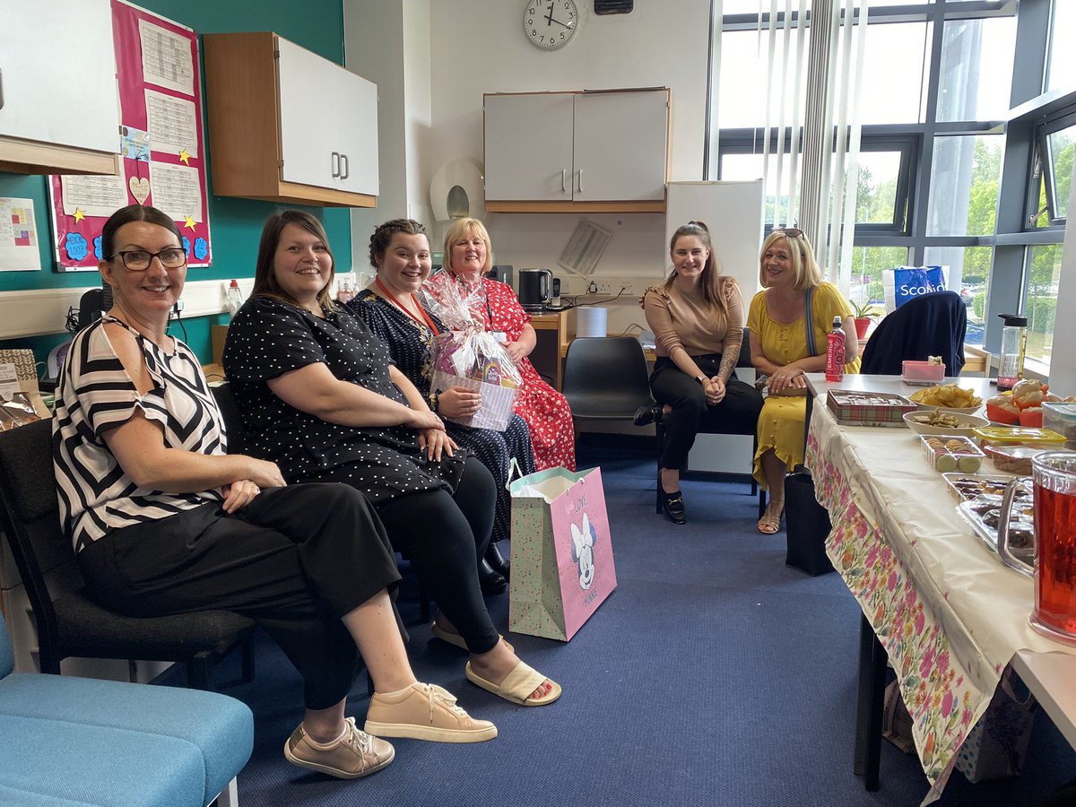 LA English/Literacy tweet media