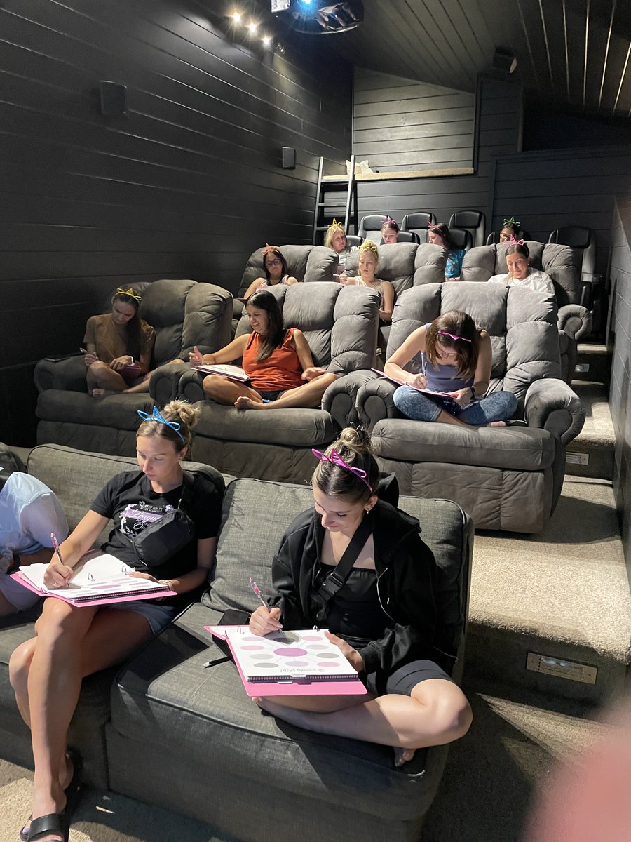 dancenp's tweet photo. Investing in our teachers and staff makes all the difference!
We love this team so much and are so grateful for them. We can’t wait to show you all that came from our Staff Retreat during the 2022–23 Dance Year!
#TeamNDA is your #ConnectionPointe!
#oneteamonedream #dancenda https://t.co/BxZNRoFgvu