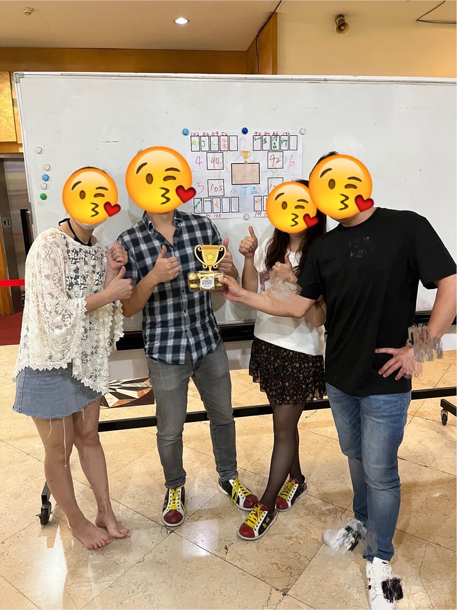 沒想到平日也可以這麼多人一起出來同樂😆
第一屆小丁盃保齡球賽，成功！
感謝 <a href="/Clairejimmy3/">克蕾米❤️</a> 用心規劃活動，還準備海報獎品！
<a href="/HC_Littleworld/">玩沙⛔️</a> @Doralee33890582 <a href="/lovecouple1314/">𝓲 𝓵𝓸𝓿𝓮</a> <a href="/afuneds/">大禹&水水</a> @Scarlet20663941 <a href="/StevenWinnie032/">Steven Winnie</a> <a href="/TimeIsMoneyBRO/">Jennie & Jack</a> <a href="/DannyLoveMinnie/">Danny ო Minnie</a> 
也感謝大家熱情參與～
真的超歡樂的😘