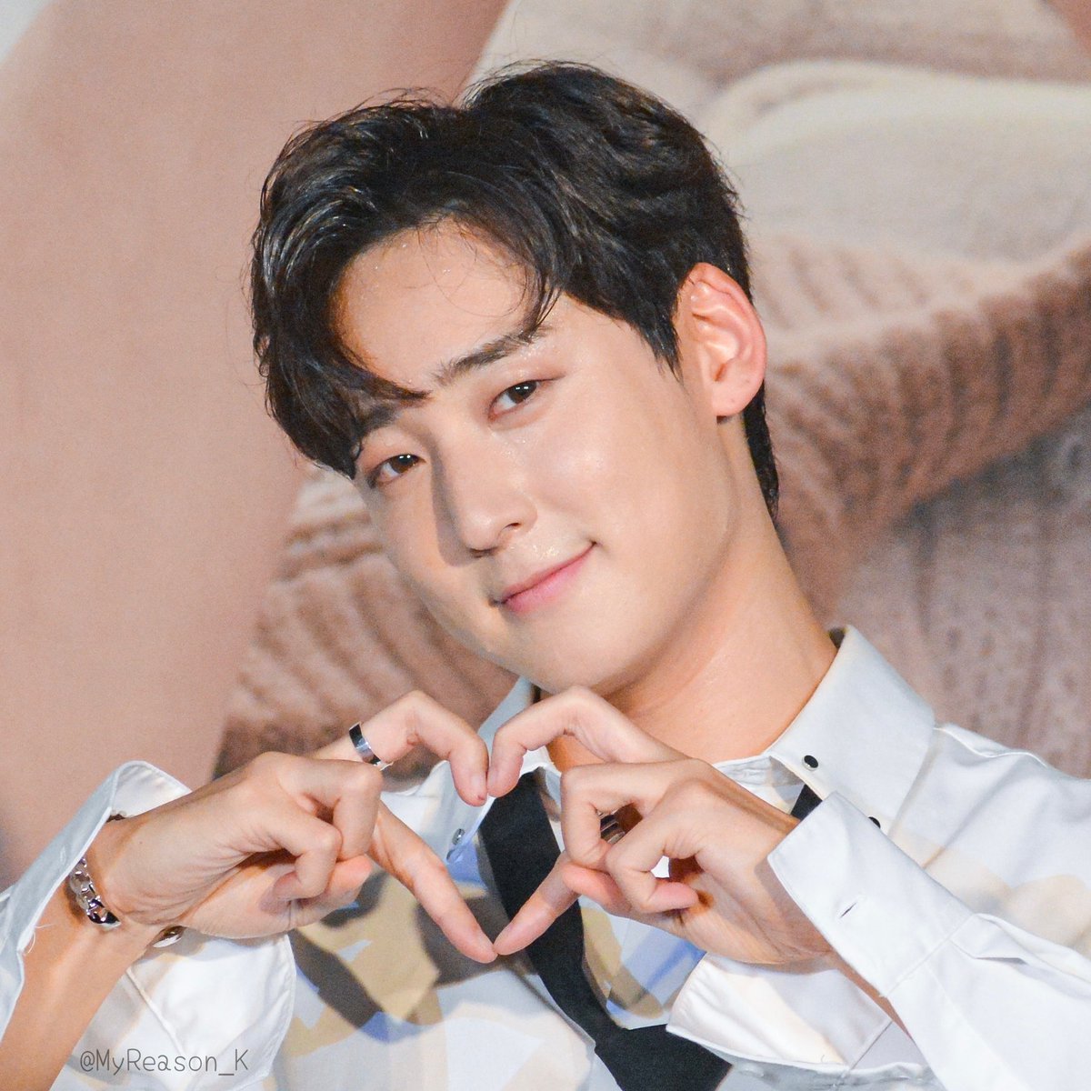 MyReason_K's tweet photo. 🖤KEVIN’S COMEBACK LIVE in JAPAN 2022🖤
2022.06.23

おつかれさまKEVIN💧💧💧🥺💕

@kevinwoo91 https://t.co/pnMSbIdl2A