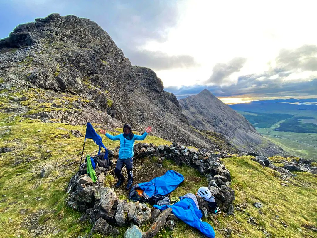alexanderrclay's tweet photo. "A super trip with excellent guiding in sometimes poor conditions.
I have used many guides in the Alps and elsewhere, none compare with Alex's attitude, good humour & safety."
@WestCoastGuides @the_AMI #callthiswork #cuillinridge #guide #skyemountain #thanks #biviout #wildcamp https://t.co/TYI9cjZmfz