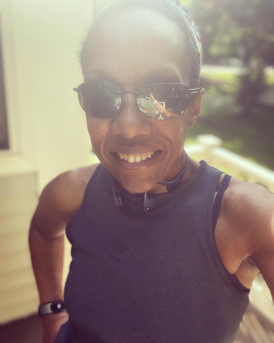 RunAttitude's tweet image. I’m only smiling because I’m done. Hello summer running 🥵

#3for31 #instarunners #runhappy #runhappyteam #fitafter50 #optoutside #summerrunning #womensrunningcommunity #mindsetiseverything #keepshowingup

📸 instagram.com/p/CfJm_cZlAVE/ via tweet.photo