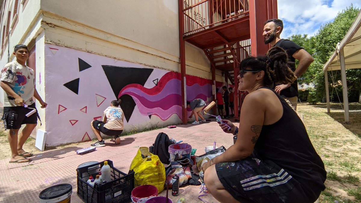 asocgaraje's tweet photo. Y vimos el estreno del videoclip PUNTO DE MIRA realizado por el taller de música urbana "Funambulistas" de @AytoTorrelaguna.

📺 Próximamente en YouTube!

#MujeresJóvenesCreatividad
@IesAlto
@JuvenTorrelagun
@juventudcmadrid https://t.co/ExPwoagPcV