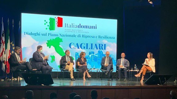 🛣 100 milioni per i Piani urbani integrati per <a href="/Comune_Cagliari/">Comune di Cagliari</a>.

🔭 Einstein Telescope,fortemente voluto da #regionesardegna 

📌 Dialoghi sul #PNRR 

🎤 <a href="/massimogara/">Massimo Garavaglia</a> <a href="/MTurismoItalia/">Ministero del Turismo</a>, <a href="/elenabonetti/">Elena Bonetti</a> <a href="/FamigliaGov/">Dipartimento Famiglia</a>, <a href="/alearesu/">Alessandro Aresu</a> <a href="/Palazzo_Chigi/">Palazzo_Chigi</a>, <a href="/truzzu/">Paolo Truzzu</a> 

👉🏻italiadomani.gov.it/it/news/dai-fo…