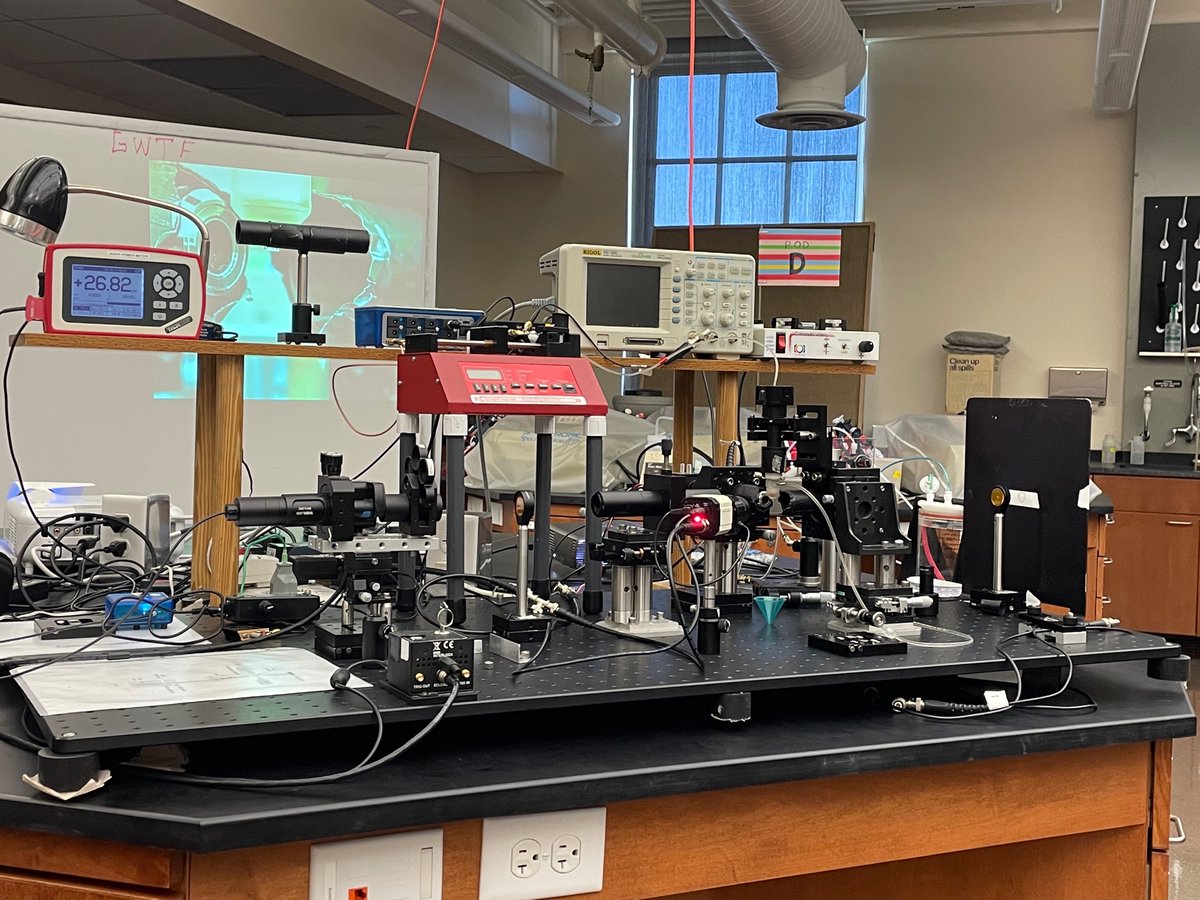 How cool is that?! 🤩 build your flow cytometer lab at 45th Annual Course in Cytometry @UWFlow 

#flowcytometry #flowedu #flowcyto