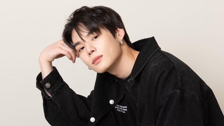 alxceworld's tweet photo. ╰── ⿻ 𝐑𝐎𝐋 : 

❝ 𝘐 𝘬𝘯𝘰𝘸 𝘺𝘰𝘶 𝘥𝘰𝘯'𝘵 𝘧𝘰𝘳𝘨𝘦𝘵 
     𝘣𝘶𝘵 𝙡𝙚𝙩'𝙨 𝙩𝙖𝙡𝙠 𝘢𝘯𝘥 𝘨𝘰 𝘧𝘰𝘳 𝘢 𝘸𝘢𝘭𝘬 ❞ https://t.co/4b3LM4pMN4