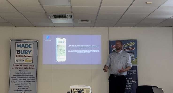 Great to be back at Business Lodge today speaking to Made in Bury Business Academy members about Social Media for their business and why it’s important! 

#SocialMedia #SocialMediaAgency #trainingsession #entreprenuers #smallbusiness