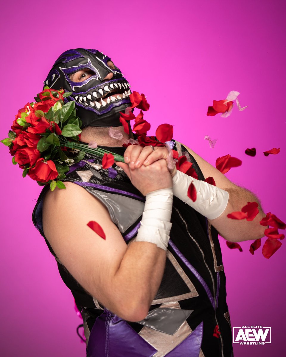 EvilUno's tweet image. Evil Uno deserves his flowers.