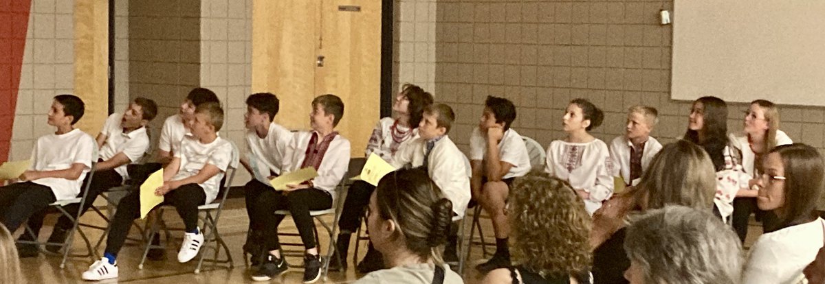 LordSelkirk_SD's tweet image. It was a very special day for the Grade 6 Ukrainian Bilingual students from ESMS!  They participated in a farewell assembly and celebrated their time spent in this amazing program.