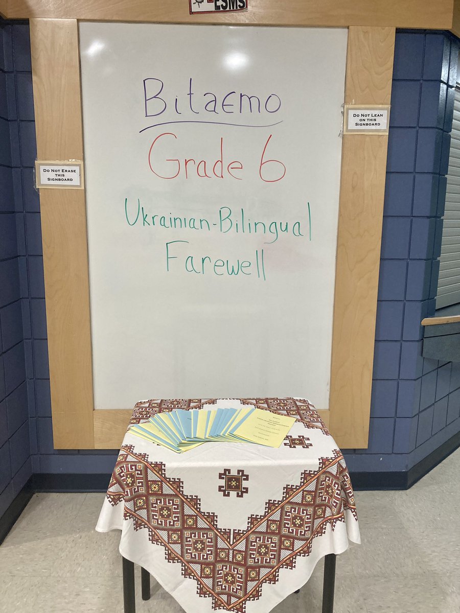 It was a very special day for the Grade 6 Ukrainian Bilingual students from ESMS!  They participated in a farewell assembly and celebrated their time spent in this amazing program.