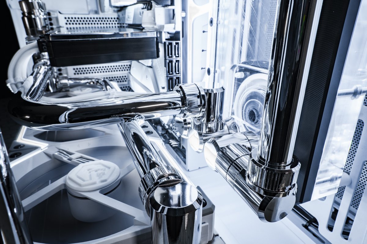 Immaculate **Lights ON**

<a href="/GlobalLianli/">LIAN LI Global</a> | @EKWaterBlocks | <a href="/asusrogde/">ASUS ROG DACH</a> | <a href="/ZOTAC/">ZOTAC</a> | <a href="/teamgroupincde/">TEAMGROUP-Deutschland</a> | <a href="/CableMod/">CableMod</a>