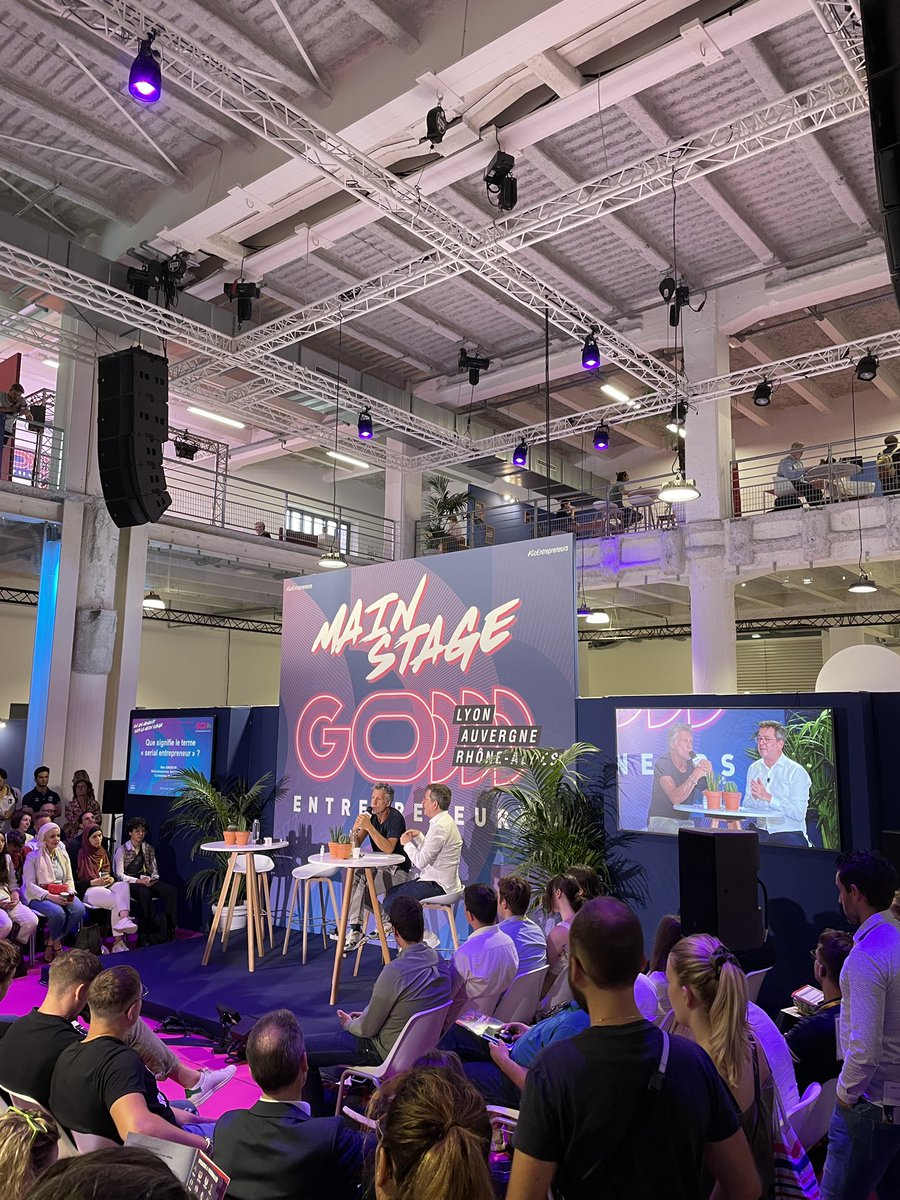En direct de <a href="/GoEntrepreneurs/">GO Entrepreneurs</a> ! 
Avec le grand <a href="/marcsimoncini/">Marc Simoncini</a> 👊🏻

#Entrepreneur #startup