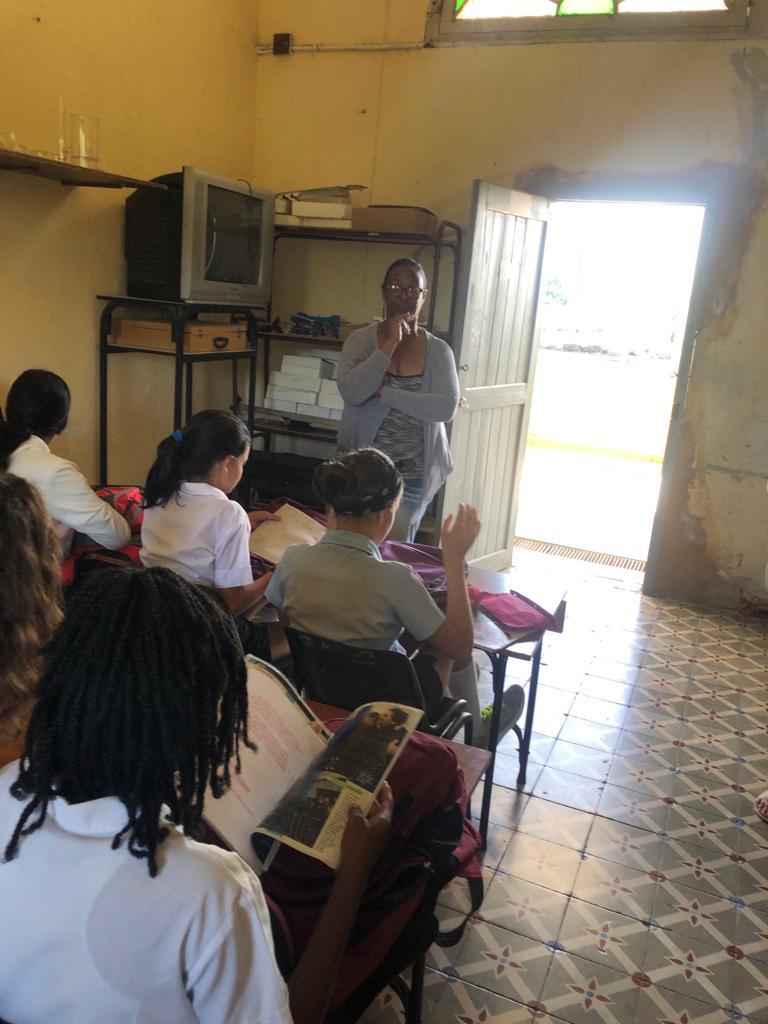 MarlenCabreraC2's tweet photo. Se realiza actividad de prevención a estudiantes de la escuela Jose R Zulueta del municipio de Colón sobre EDA y Arbovirosis
#ColonPorLaSalud 
#ColonEnVictoria 
@WongCorrales https://t.co/BiLuyVtSAh