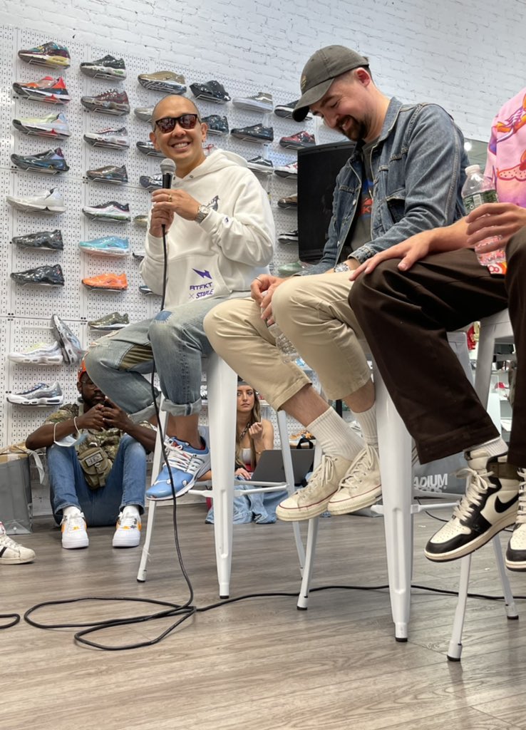 iluuminate (@luuminize) on Twitter photo Thanks for the inspiration <a href="/jeffstaple/">jeffstaple</a> an absolute honor to have spoken with you. Will be sure to keep all your advice in mind 🤍✨
<a href="/stapleverse/">STAPLEVERSE</a> <a href="/ThePossessedNFT/">pssssd</a> Thanks for the inspiration <a href="/jeffstaple/">jeffstaple</a> an absolute honor to have spoken with you. Will be sure to keep all your advice in mind 🤍✨
<a href="/stapleverse/">STAPLEVERSE</a> <a href="/ThePossessedNFT/">pssssd</a>