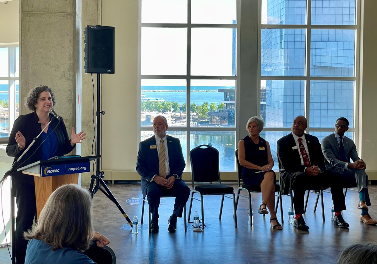 We're thrilled to partner with @nopec on our wind turbine exhibit that helps to make the concept of renewable sources tangible. Thanks to all who attended today's ribbon-cutting ceremony including <a href="/mayorbibb/">MB</a>, Mayor <a href="/georgine_welo/">Georgine Welo</a> and <a href="/Griff4CLE6/">Cleveland City Council President Blaine A. Griffin</a>. bit.ly/3F4DZJd