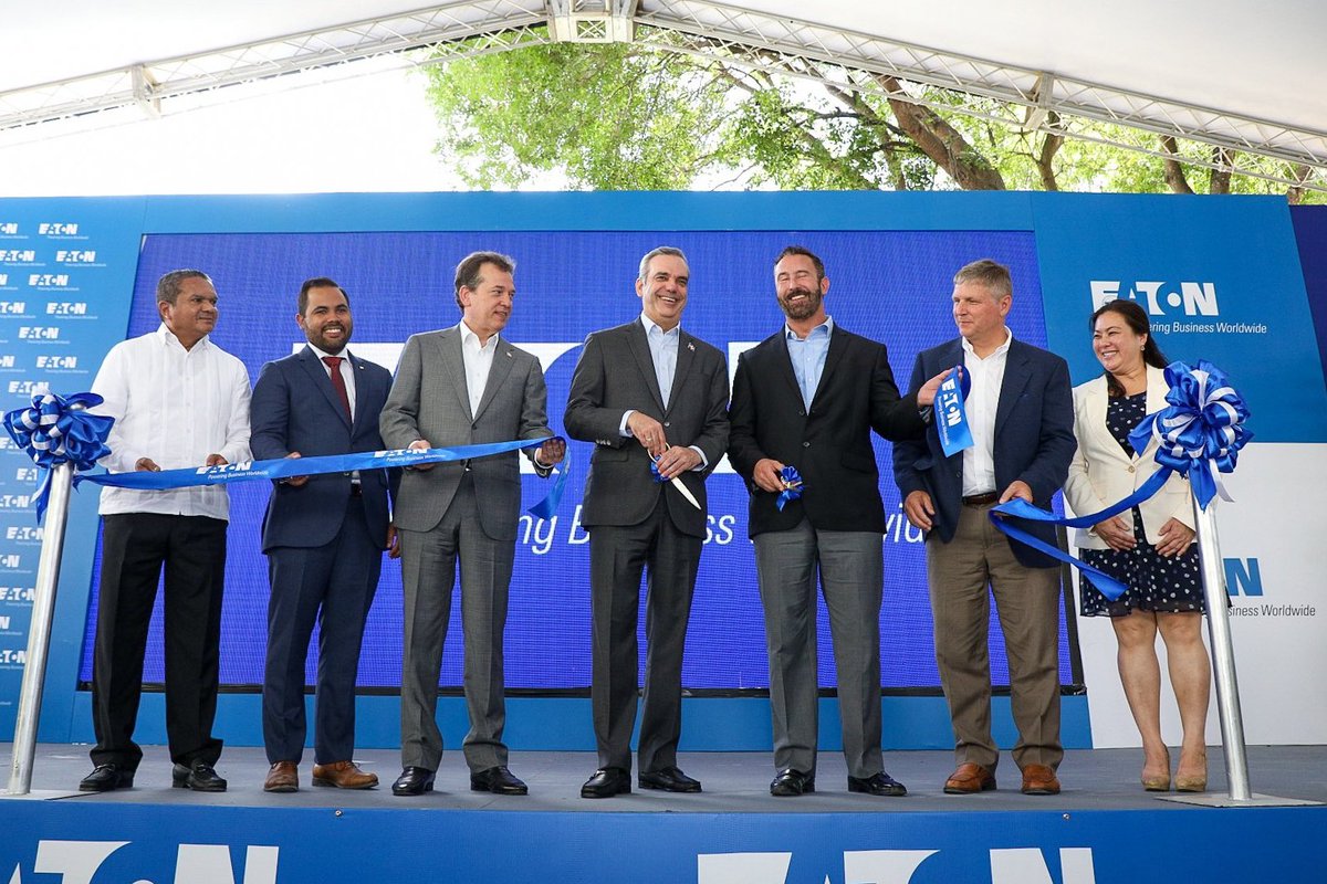 itobisono's tweet photo. Participamos junto al presidente @luisabinader en la inauguración del Centro de Diseño e Innovación industrial “Constanza SD Design Center” de @eatoncorp, empresa de zona franca que opera en el sector de industria manufacturera de equipos eléctricos. https://t.co/BrdDwy5448