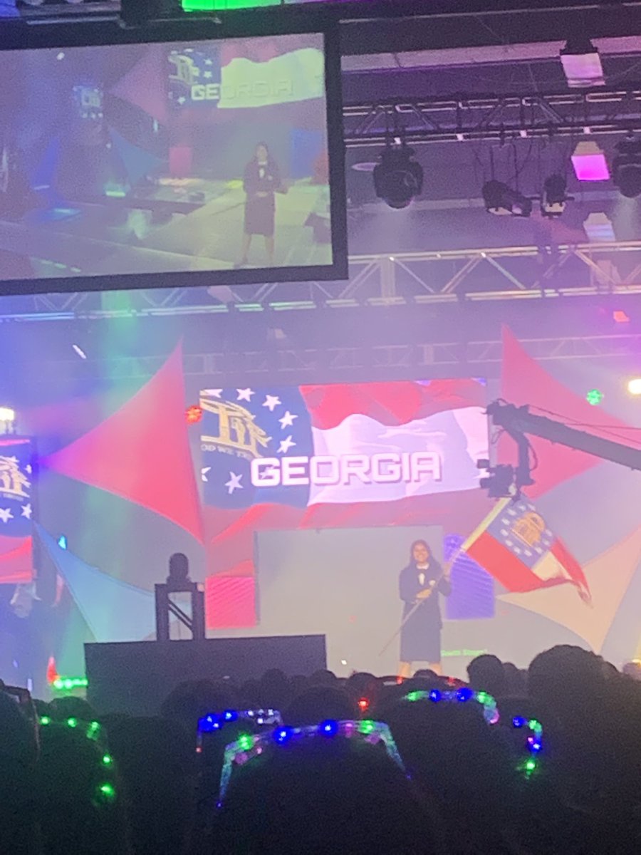EtowahHS_HOSA's tweet photo. Opening Session at the HOSA International Leadership Conference in Nashville, TN! #CCSDCTAE #HOSAILC2022 @EtowahHSCTAE https://t.co/PqX3ChIDrR