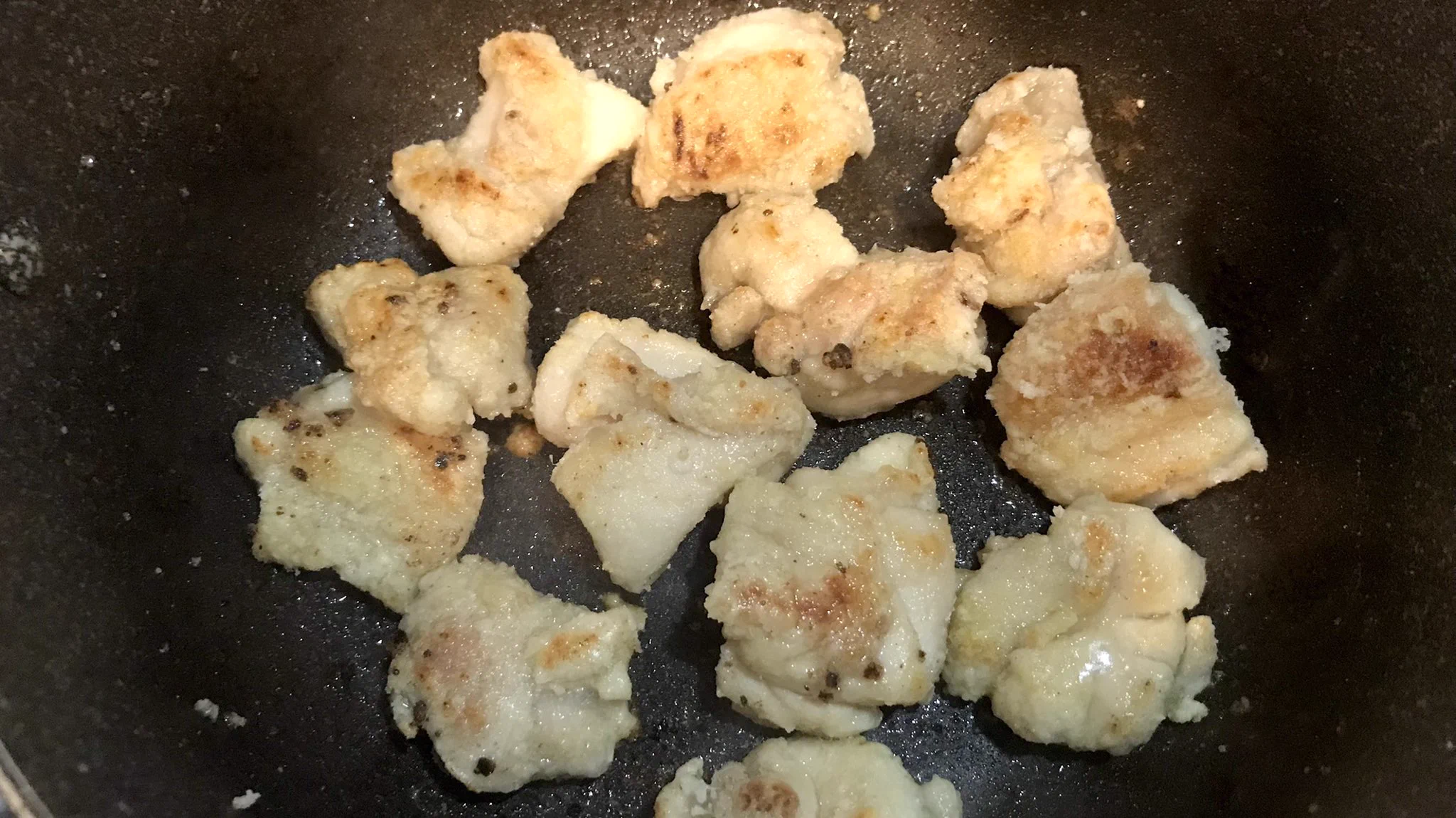【レシピ】アボチキン！揚げ焼きしたアボカド外はサクッと中はとろ〜りな一品。