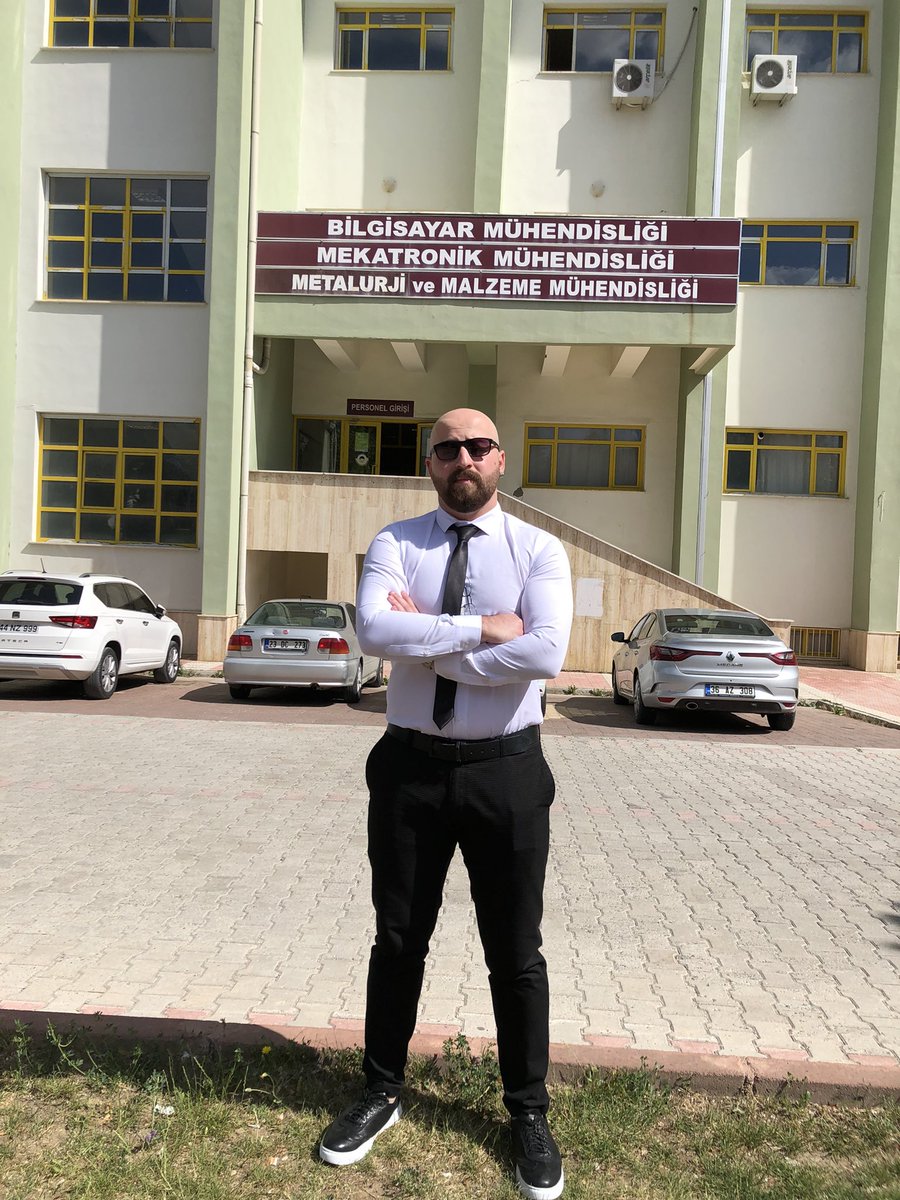 Fırat üniversitesinde okumak hiç stresli değil. Fatih GÜREL 23 yaşında.