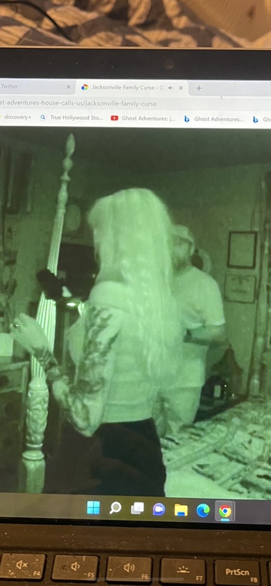 jangacfan12's tweet photo. @Zak_Bagans Alex did a great job investigating with the team @AaronGoodwin @BillyTolley @jaywasley @discoveryplus #jacksonvillefamilycurse #GAHousecalls #ghostadventures https://t.co/5evOIcpWXI