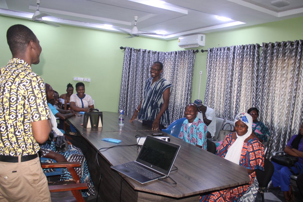 IddrisuAliu3's tweet photo. Ongoing Youth led Advocacy on Safe Abortion Self-care management with service providers, parents,Tertiary WOCCOMS, Teachers &amp; young people in Tamale on the Frontiers for SRHR project implementing by @PPAGGhana.... https://t.co/qAcm3WDMPV
