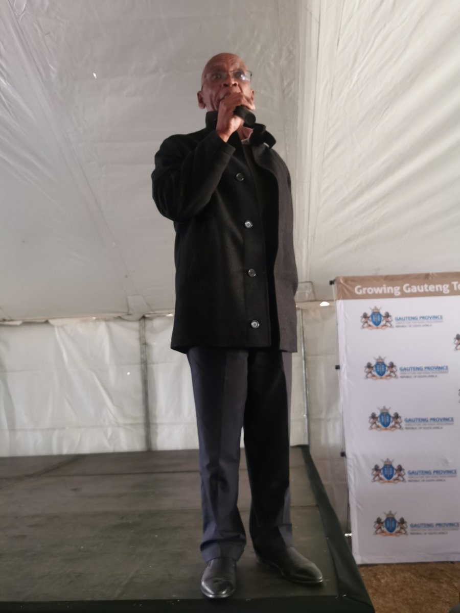 OfficialGDARD's tweet photo. Dr A Kalake Closes with Vote of Thanks for the Programme in Kwazenzele Sports Ground. #Treadclosed https://t.co/WWfo82fDlE