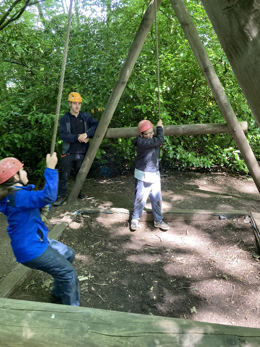 MrsCrozierFalla's tweet photo. Obstacle course @FallaParkSchool @Miss_Carr_Falla @MissButlerFP https://t.co/YCuigWvN7b