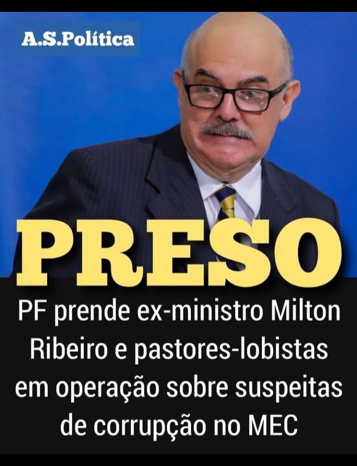 zenevesbrasil's tweet photo. Bolsonaro queimou a cara pelo Milton!
Quantos bolsonaristas vão colocar as caras no fogo 🔥 pelo MITO?
#ForaBolsonaro
#ForaGenerais https://t.co/Kftu6Dadwo