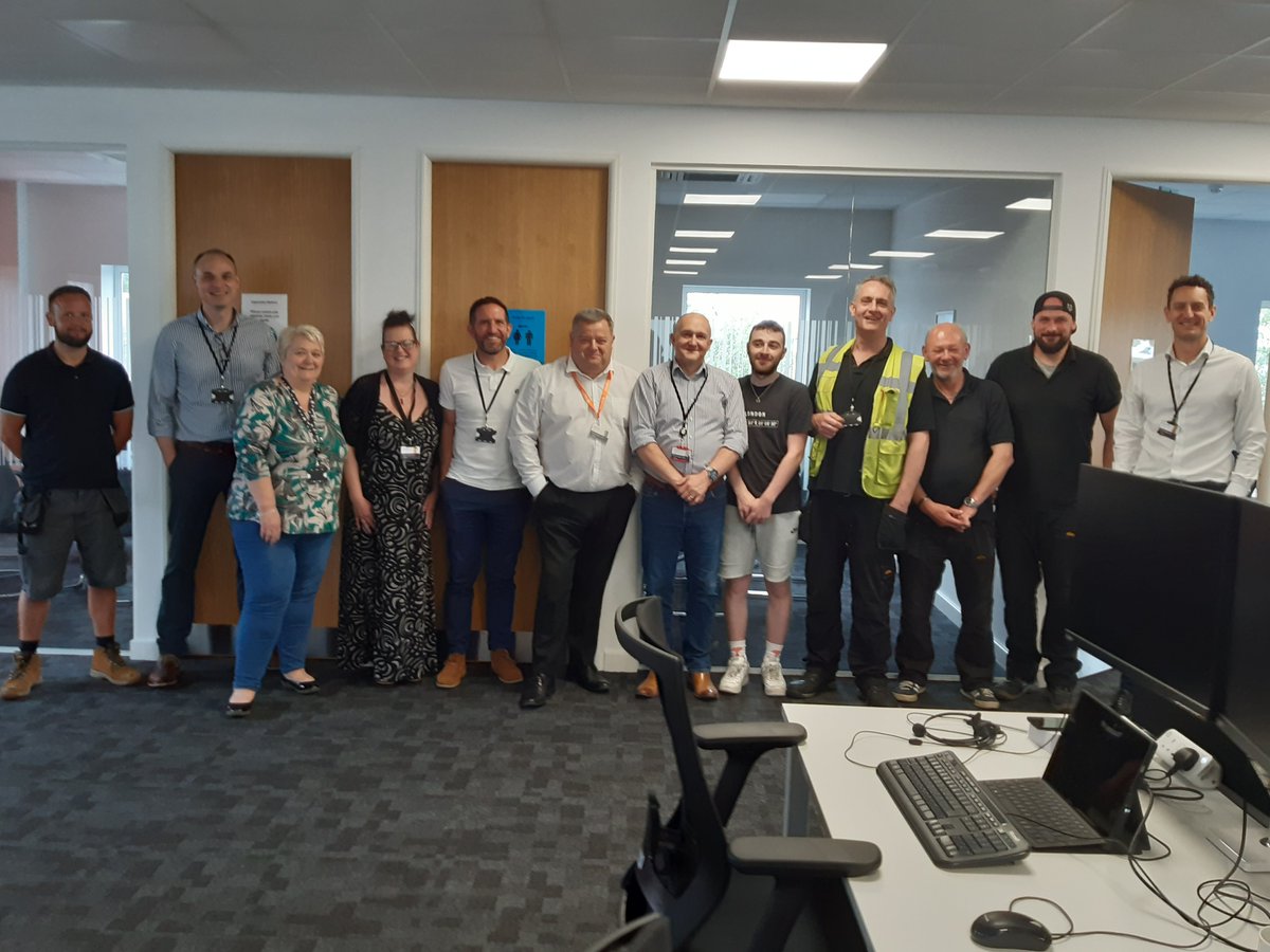MCLPRINT's tweet image. A Fond Farewell to the chaps from our warehouse good luck and thank you for all of your hard work over so many years. #teamwork #sorrytoseeyougo