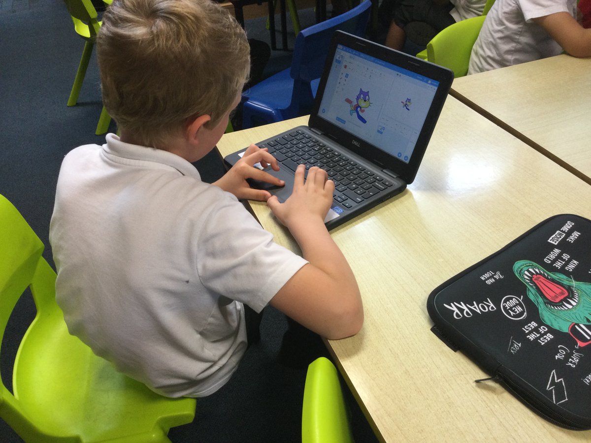 FeatherstoneY3's tweet photo. Today in year 3 we are practising changing the features of our sprite in computing using the scratch programme! https://t.co/GQogoGSIFz