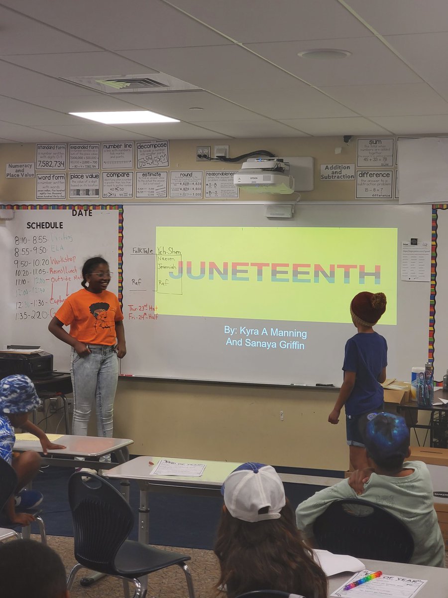 FabFauvelle's tweet photo. @FoxboroughRCS Students give presentations on a topic of their choosing.  #fabulousfauvelle #art #juneteenth2022 
These students did these presentations not for grades, but to share knowledge with their classmates. https://t.co/1tq6qzo5tJ