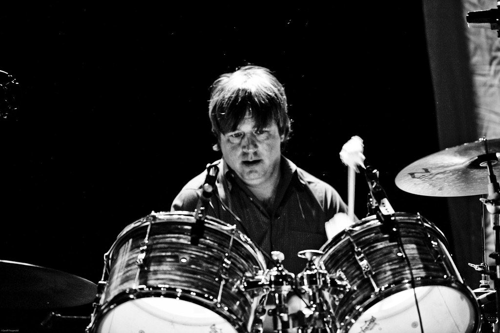 Discograffiti's tweet photo. #nostar goes far, #steveshelley from #sonicyouth turns 60 today!  HBD!! ❤️
#sonic #grunge #kimgordon #thurstonmoore #alternativerock #music #rock #vinyl #pearljam #soundgarden #leeranaldo #noiserock #punk #sonicboom #alternative https://t.co/b0CedjYBiC