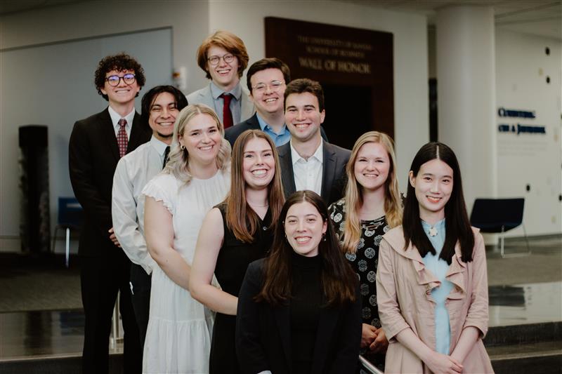 Kuorientation's tweet image. OA appreciation post just because they are the BEST. Make sure to thank these amazing humans at  your Orientation day! 

#kuorientation #jayhawks #orientationassistants #rockchalk #ku #besthumansever #lawrenceks