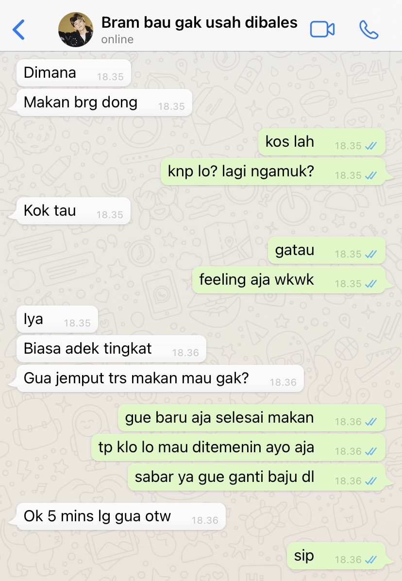 popsvelvett's tweet photo. kalo yang ini efek samping keseringan makan sate, jadi makin deket. https://t.co/JUrKK5bZTz