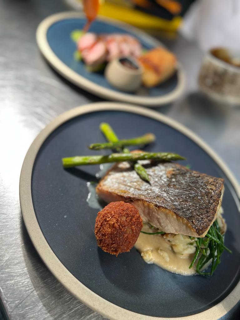 62 The Bank & Bar 62 tweet media