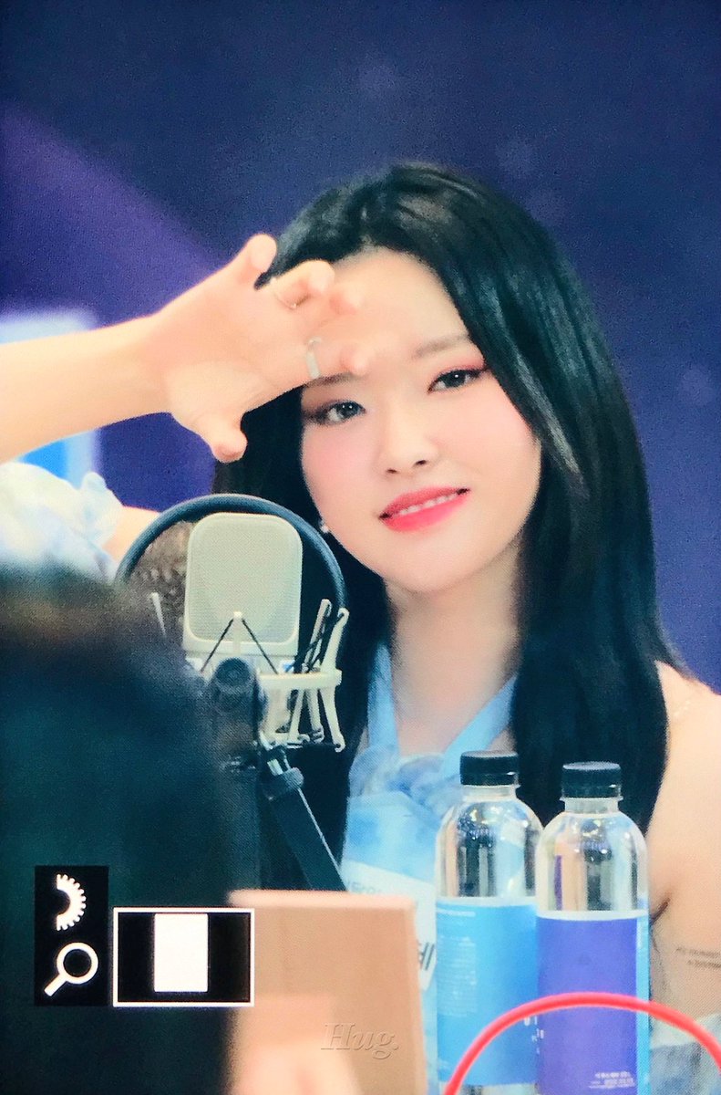 Hug_1113's tweet photo. 220623 프리뷰

#이달의소녀 #올리비아혜
#손혜주 #혜주
#LOONA #OliviaHye https://t.co/prWe2CObVj