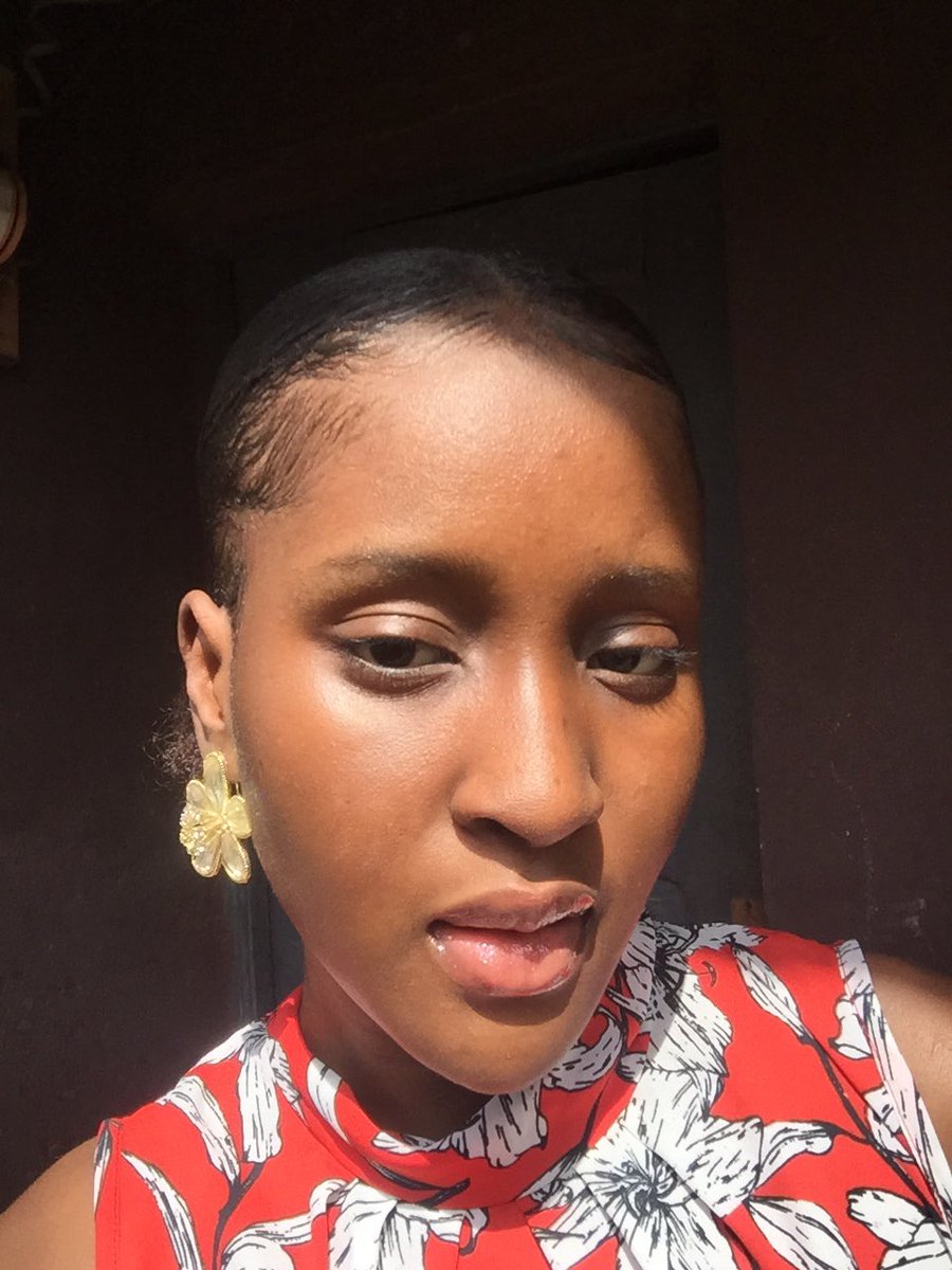 _olaedo__'s tweet photo. She’s a 10
She is me
I am She💆🏽‍♀️ https://t.co/bYMxUllE0J