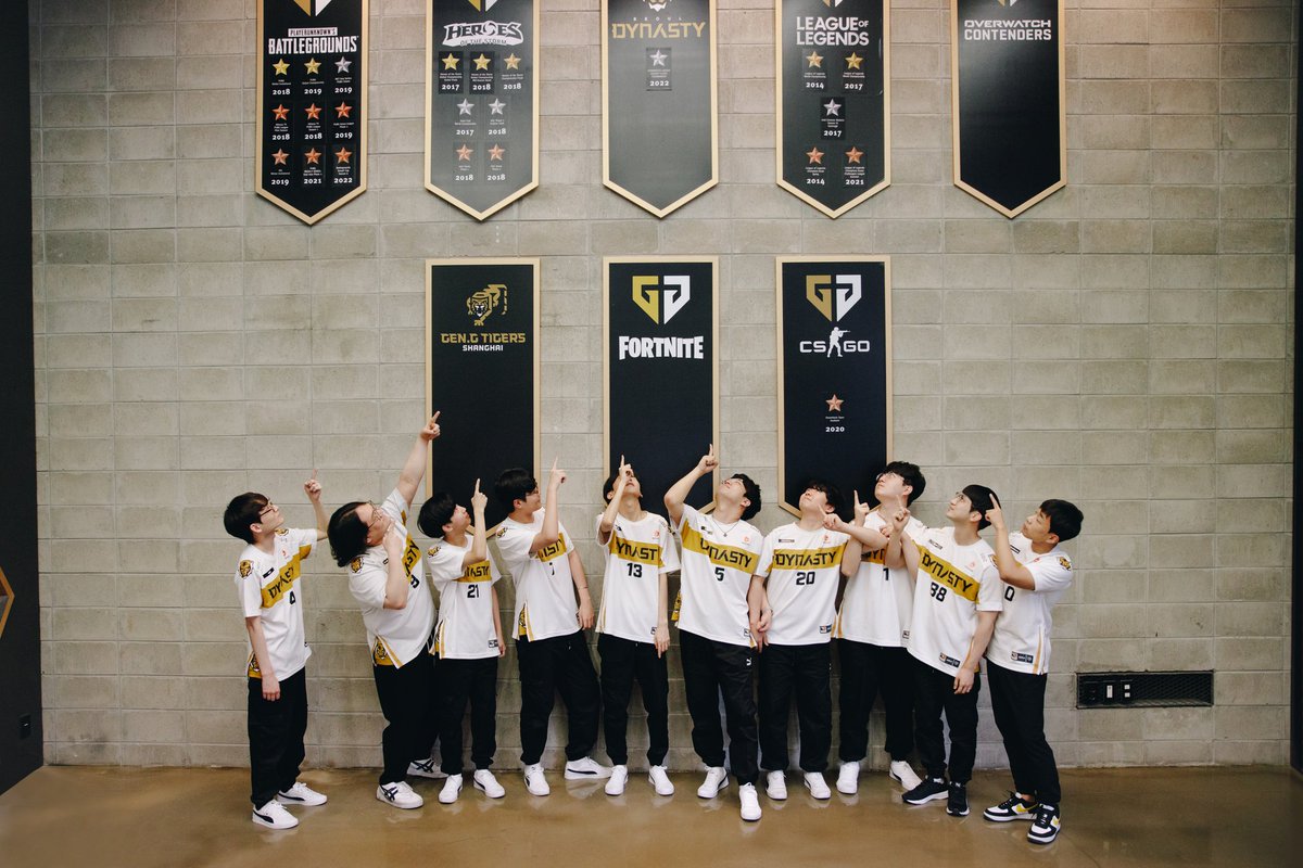 MMAinEsports's tweet photo. 드디어 별 달았습니다 ! 함께 이뤄낸 우리 선수들 스태프 너무 고맙고 다음목표는 🏅🏅 !! https://t.co/YQ9S5TU8Vo