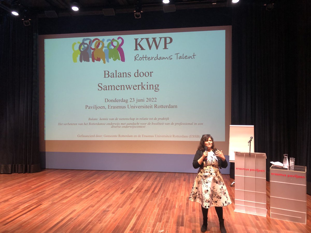 ESSB_Erasmus's tweet photo. Van start kennisfestival van de Kenniswerkplaats ⁦@KWP_RdamTalent⁩ Talent met presentaties over nieuwe #onderwijs activiteiten zoals kennisagenda Zuid , Rotterdam010 , #Rotterdam Goud en meer https://t.co/PqnU8XnVGK