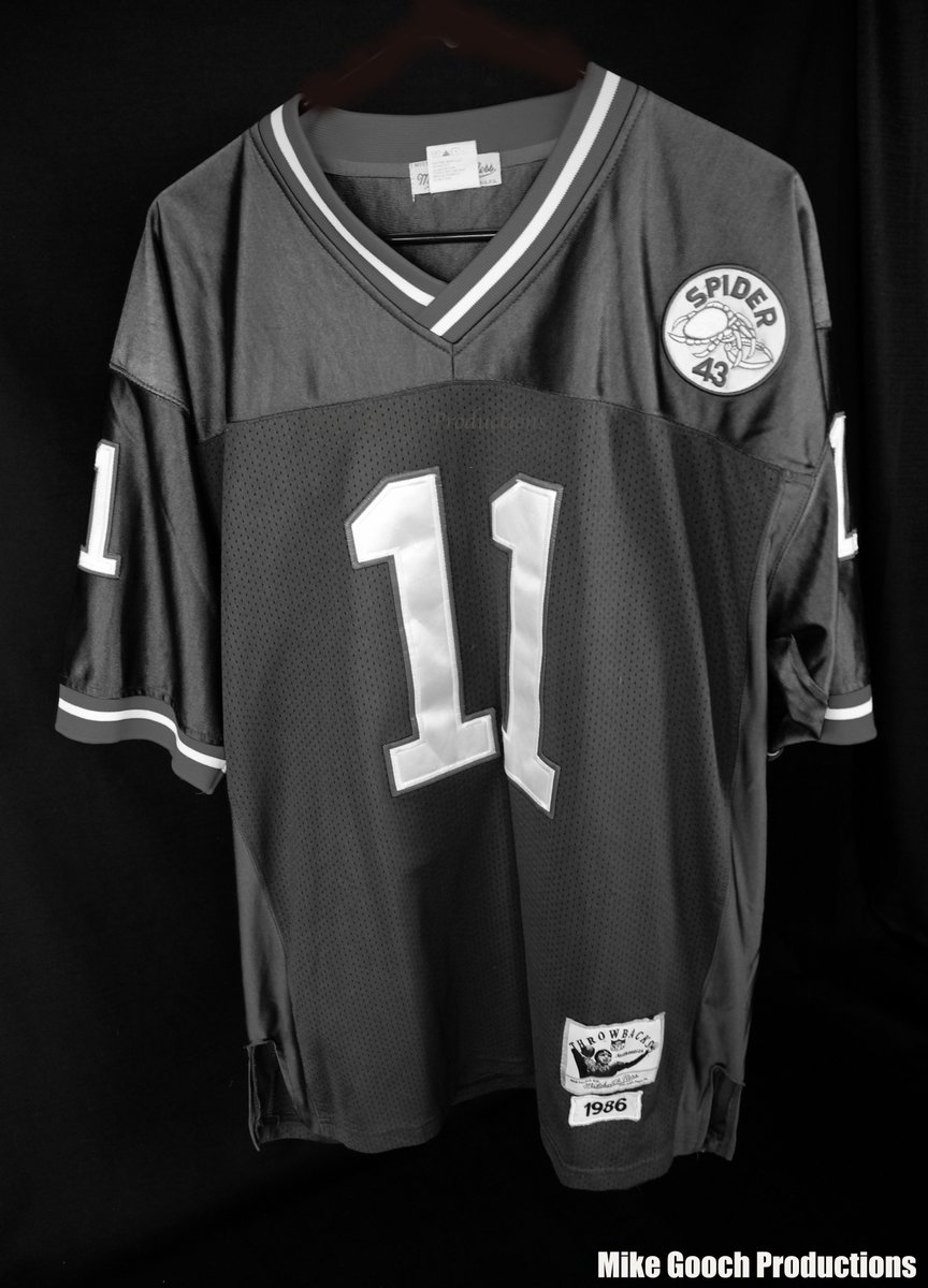 MikeGooch_Pics's tweet photo. "Phil Simms" by #MikeGoochProductions
#NYC #photography #NFL #NewYorkCity #nycphotographer #FollowThisPhotoGuy #photooftheday #photographer #football #MyJerseyCollection #footballjersey #footballjerseys #Uniwatch #jerseys @PhilSimmsQB @Giants @NFL https://t.co/9Cf5d2Av42