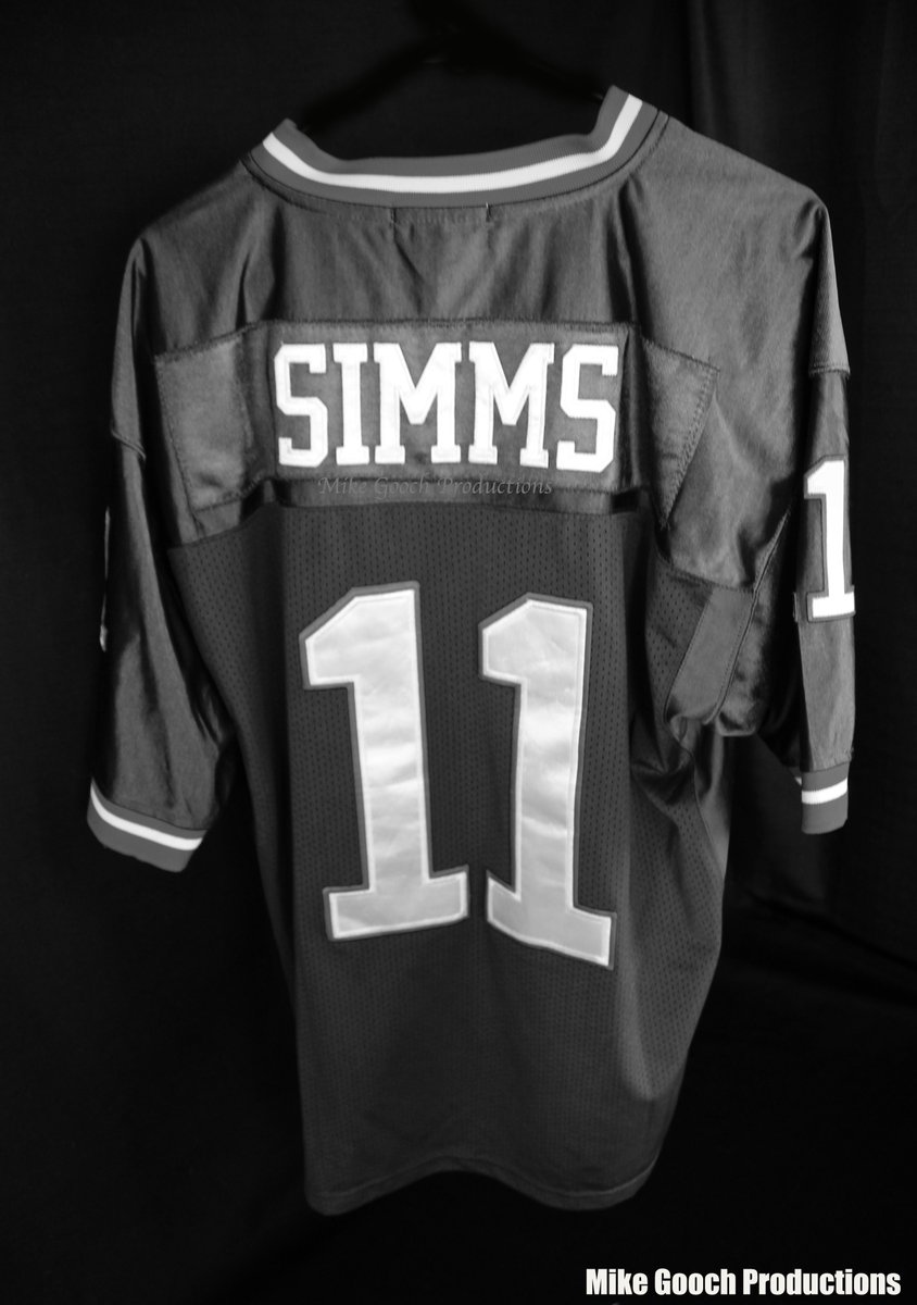 MikeGooch_Pics's tweet photo. "Phil Simms" by #MikeGoochProductions
#NYC #photography #NFL #NewYorkCity #nycphotographer #FollowThisPhotoGuy #photooftheday #photographer #football #MyJerseyCollection #footballjersey #footballjerseys #Uniwatch #jerseys @PhilSimmsQB @Giants @NFL https://t.co/9Cf5d2Av42