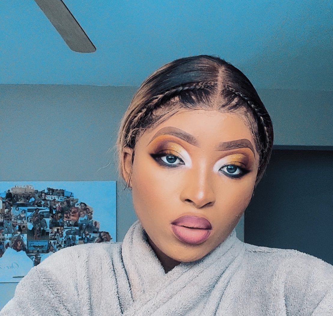 MandisaMsomi2's tweet photo. #makeupartist #DurbanJuly #makeup For Bookings 0832483777 💄 https://t.co/FC4rqYG4d5
