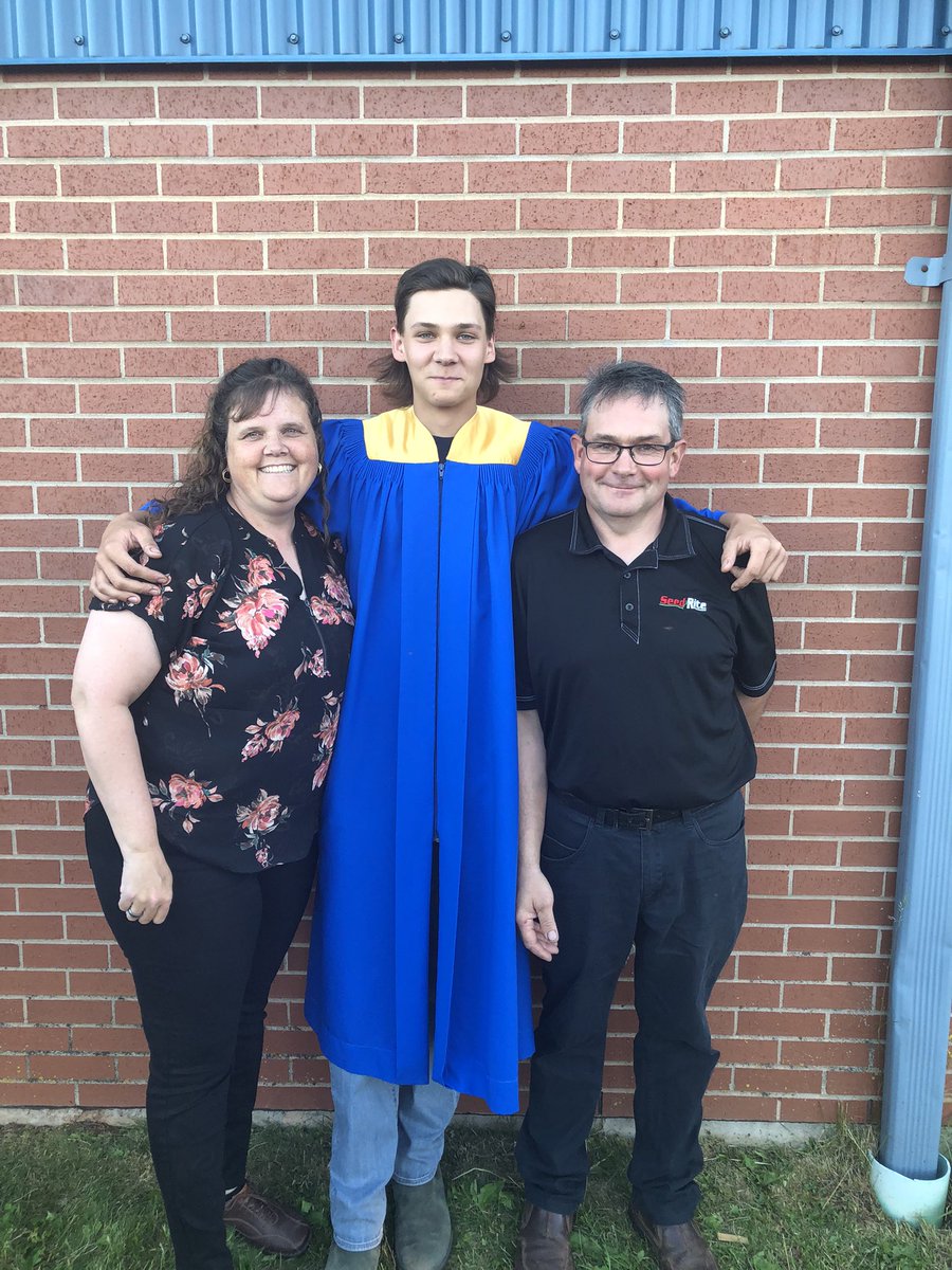 Darren Peters tweet media