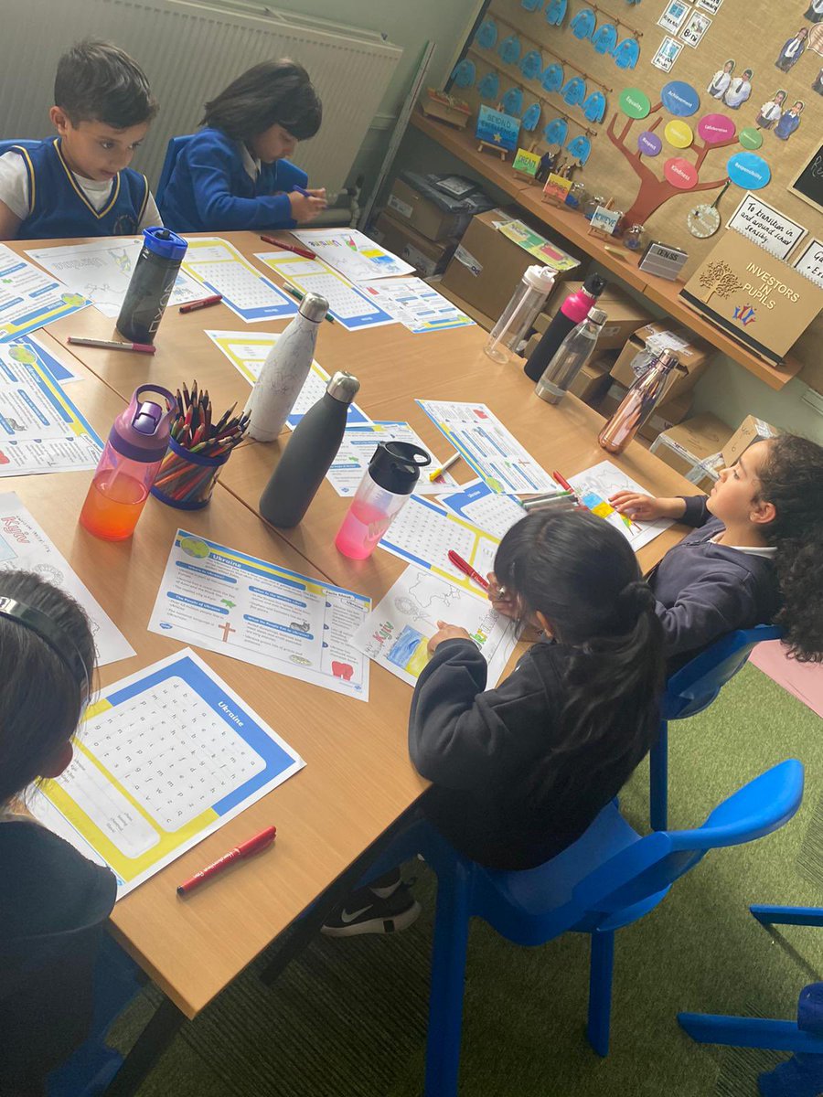 carltonj_i's tweet photo. MFL Week - Year 1 children spent the afternoon with Mrs Mir creating fact files on Ukraine and learning a traditional Ukrainian Folk Dance #MFLweek #OurWorld #Culture #Ukraine https://t.co/IUs36YuivT