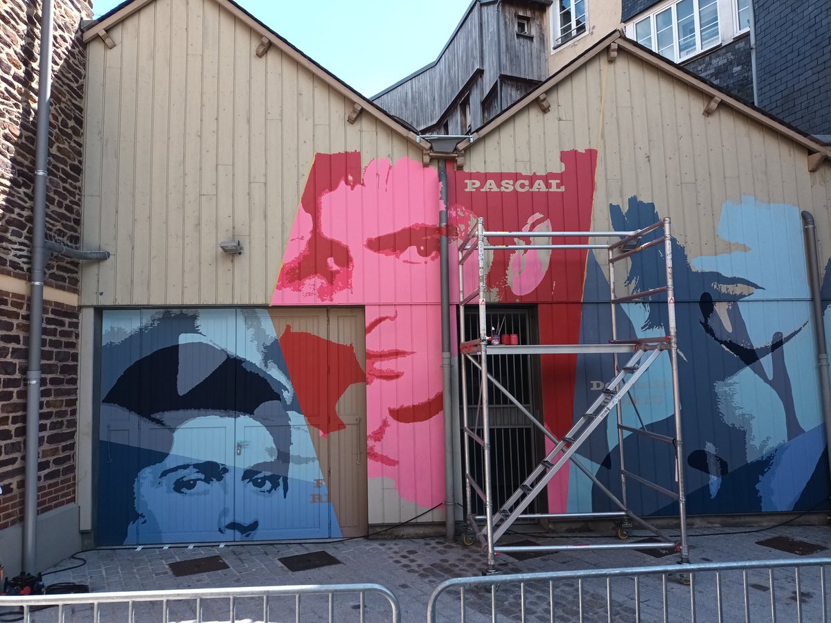 acressard's tweet photo. A l'inauguration du parvis
#PhilippePascal #salledelacite #Rennes
Une belle initiative pour se souvenir de ce père fondateur du rock rennais https://t.co/MYtAHNy8vR