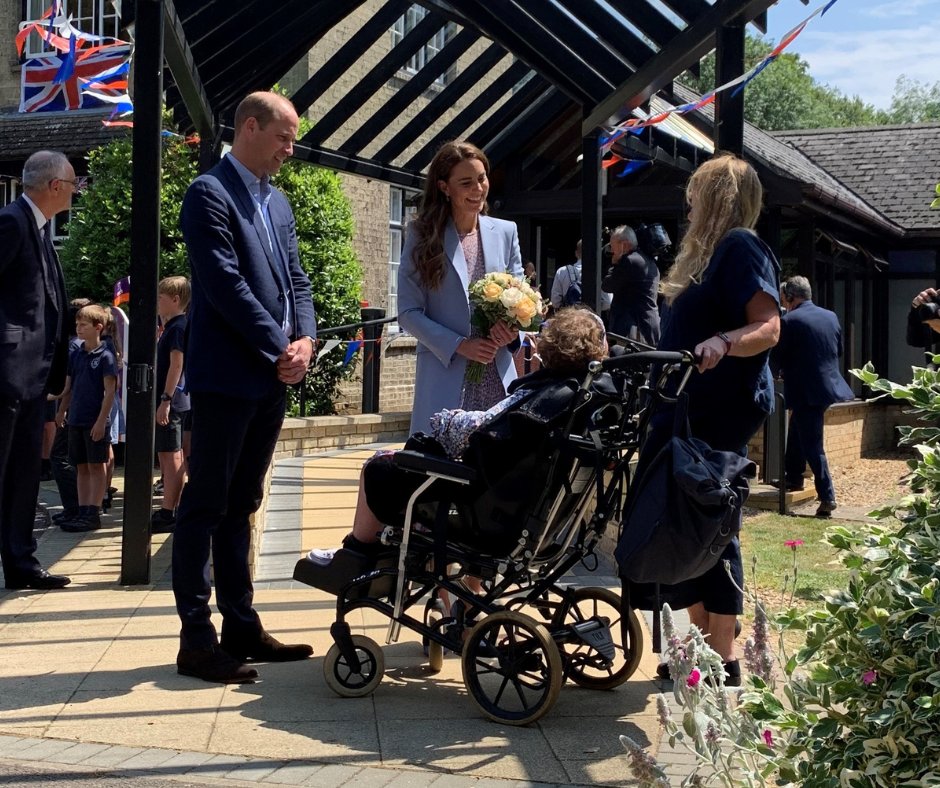 EACH_hospices's tweet photo. We are delighted to have been visited at our hospice in Milton by Their Royal Highnesses, The Duke and Duchess of Cambridge this afternoon. 

Read more: https://t.co/SzWE79BOFQ #ChildrensHospiceWeek https://t.co/2fO2UhKTrf