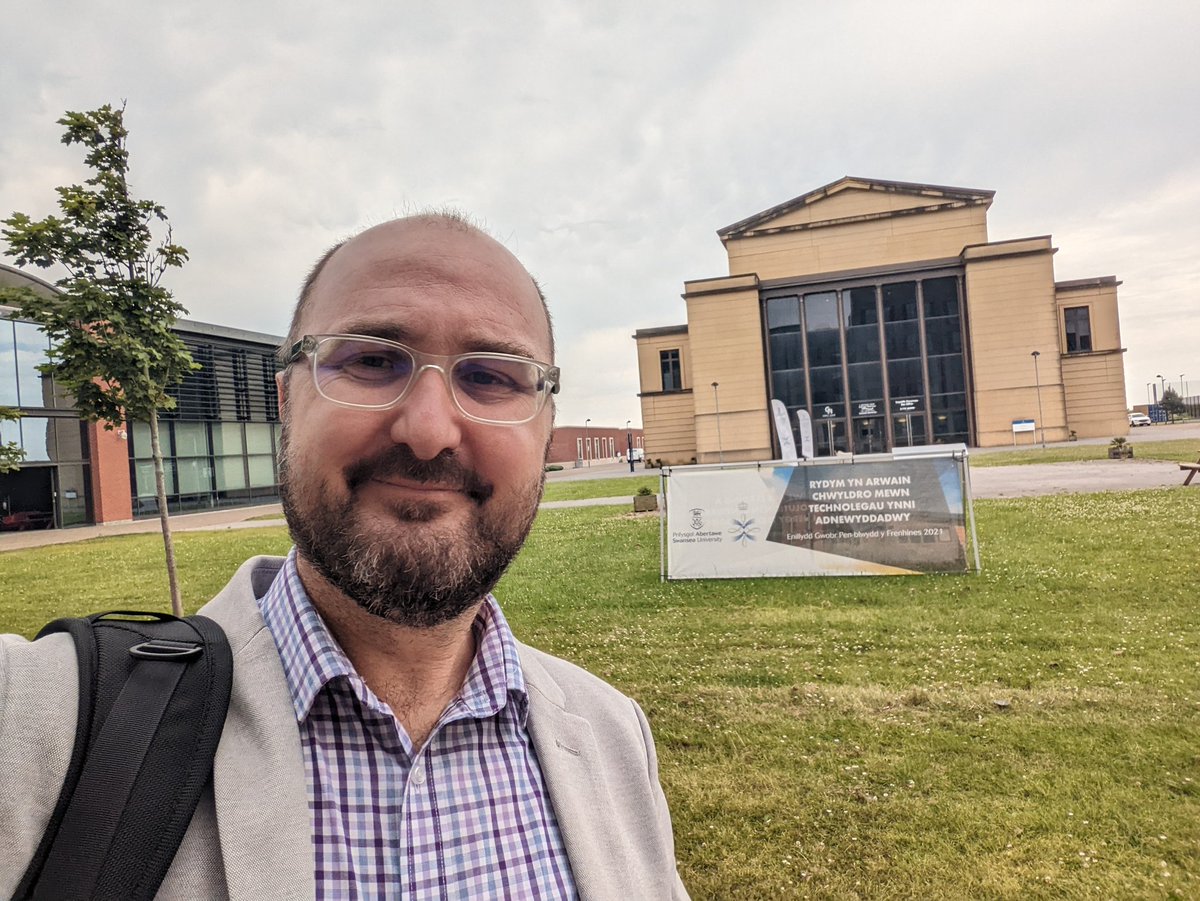 Roger Whitaker (@rogermwhitaker) on Twitter photo A flying visit today to speak at <a href="/SwanseaUni/">Swansea University</a> - thanks for the invitation <a href="/CompFoundry/">Swansea University Computational Foundry</a> <a href="/AimlaCcommunity/">AIMLACcommunity</a> A flying visit today to speak at <a href="/SwanseaUni/">Swansea University</a> - thanks for the invitation <a href="/CompFoundry/">Swansea University Computational Foundry</a> <a href="/AimlaCcommunity/">AIMLACcommunity</a>