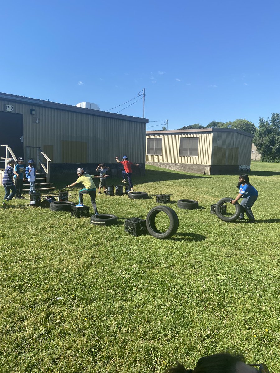 Mr. Pedlar tweet media